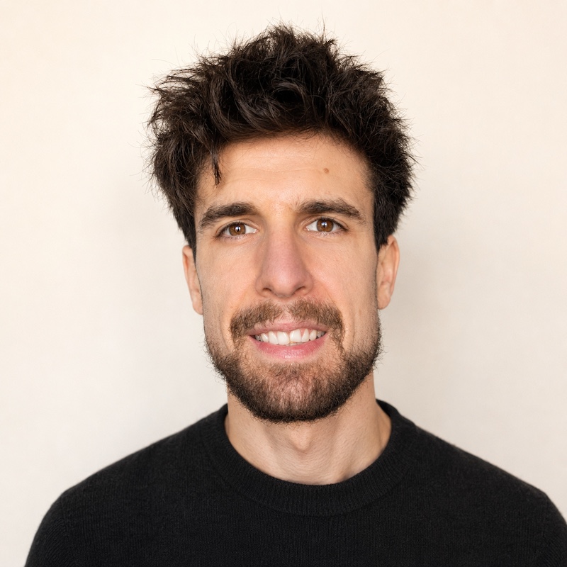 Alejandro Carbajo, founder of Out of Autopilot.